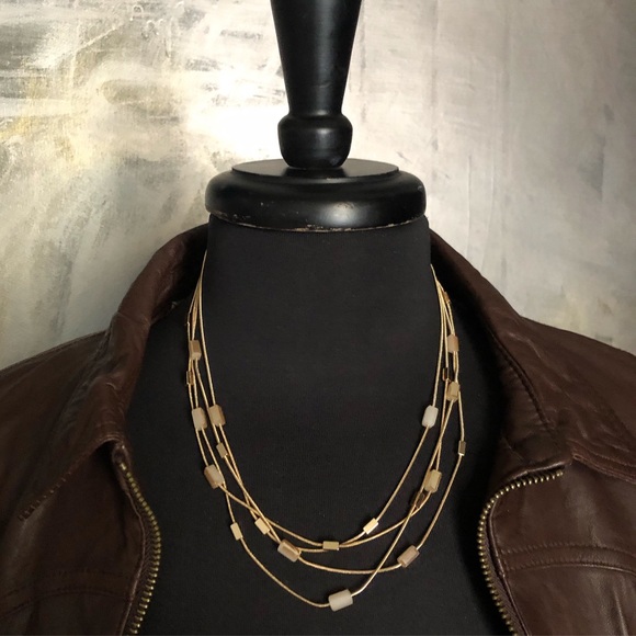 NWT Pink Moonstone gemstone gold layered necklace - Picture 4 of 4